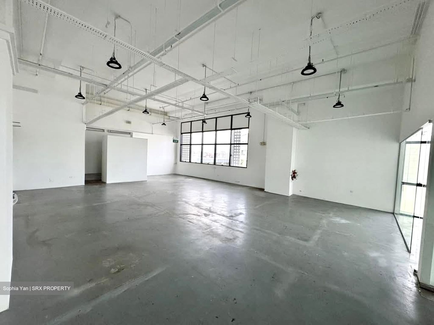 Hh @ Kallang (D13), Factory #558760891